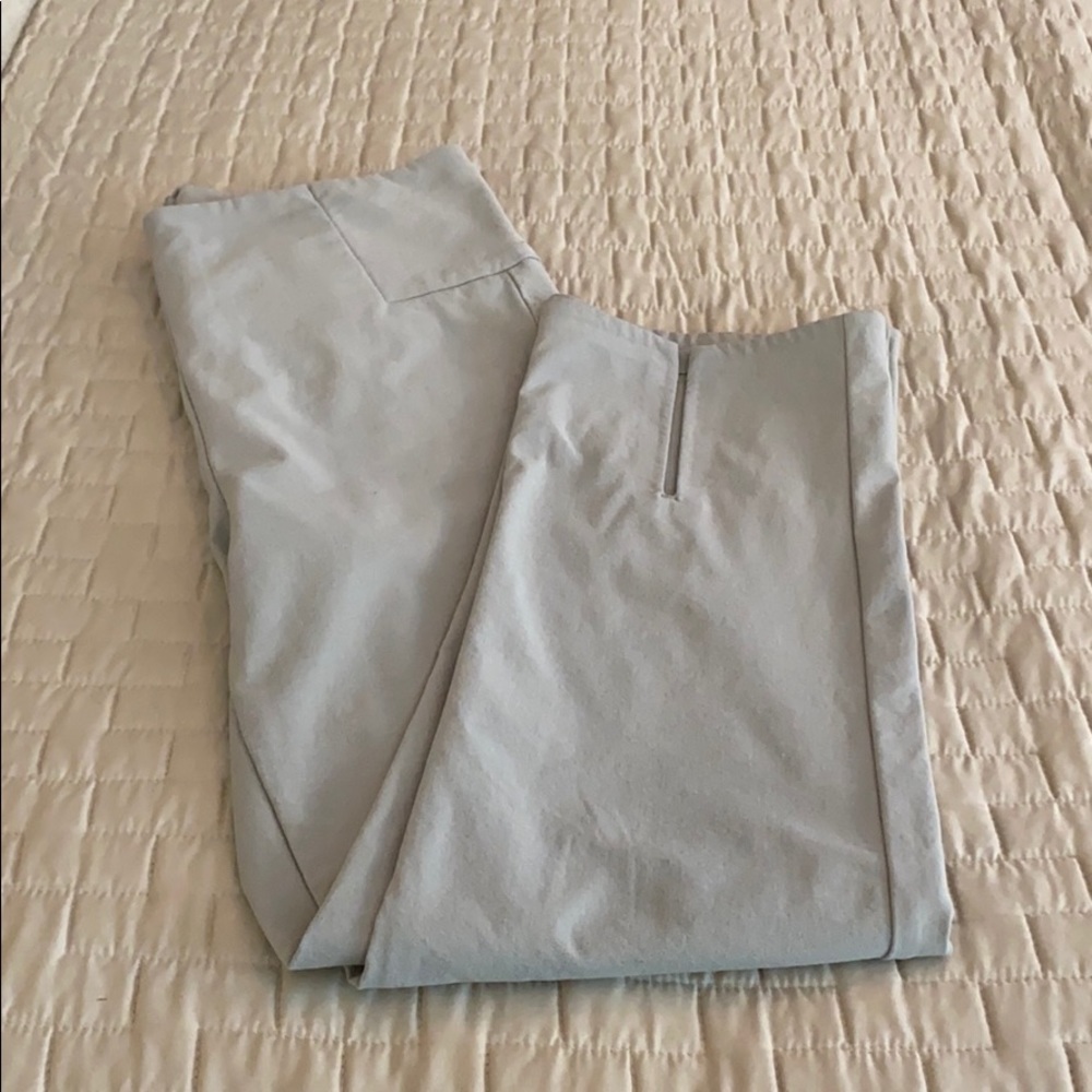 Gray Athleta crop pants 6P